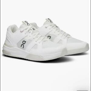 On Cloud “The Roger” Clubhouse Pro Shoes Size 8